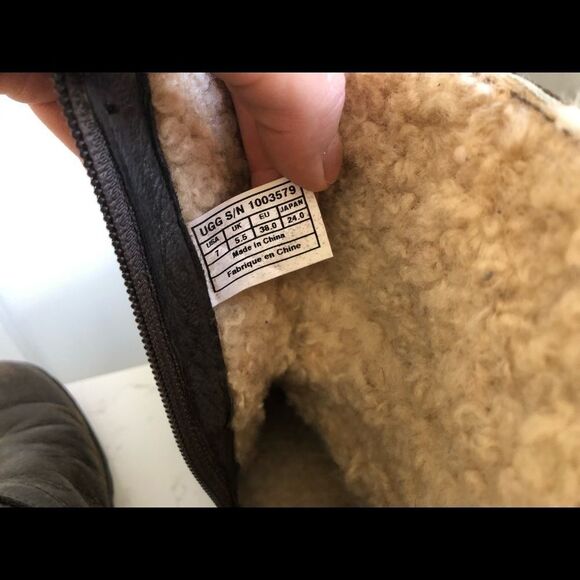 UGG Size 7 leather Dark Brown Boots Buckled Detailing - Picture 3 of 8